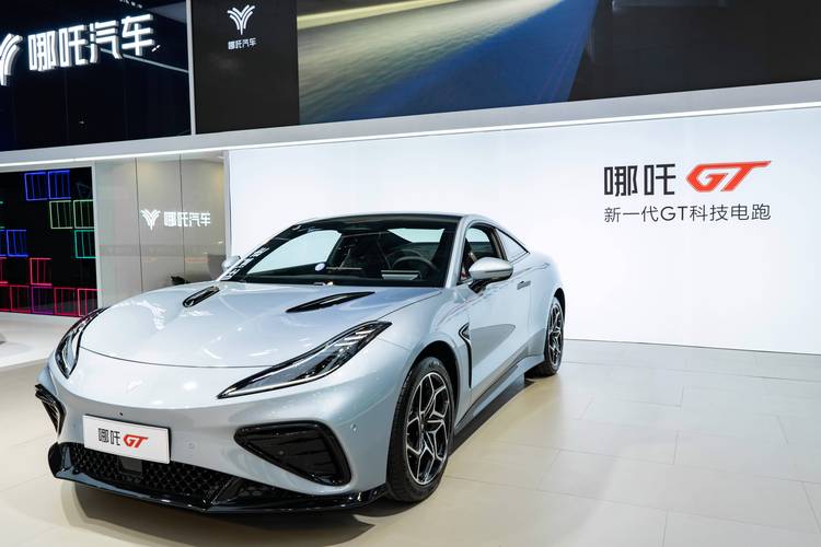 惠州惠阳区龙优南企业管理咨询哪吒汽车在智能汽车领域的表现，领途汽车在新能源汽车市场中的影响力